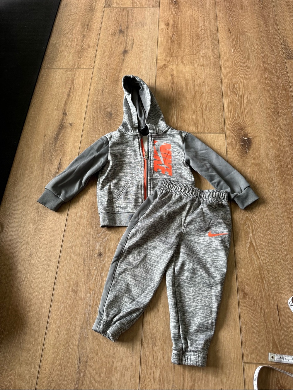Toddler Boy's Nike 2 Piece Gray Orange Pants Hooded Jacket Set Size 18 Months